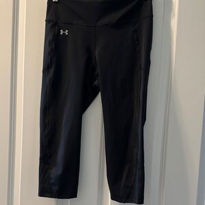Under Armour Black Capri Leggings
